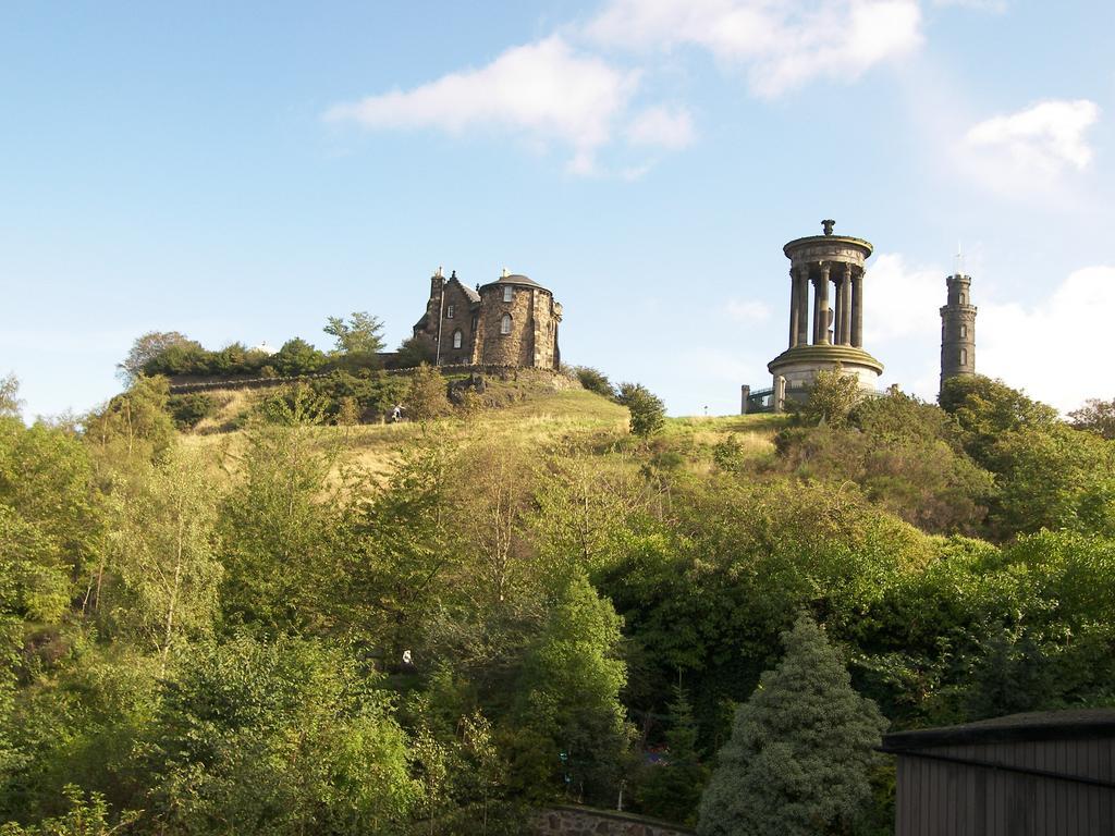 Central Calton Hill What A View Edimburgo Habitación foto