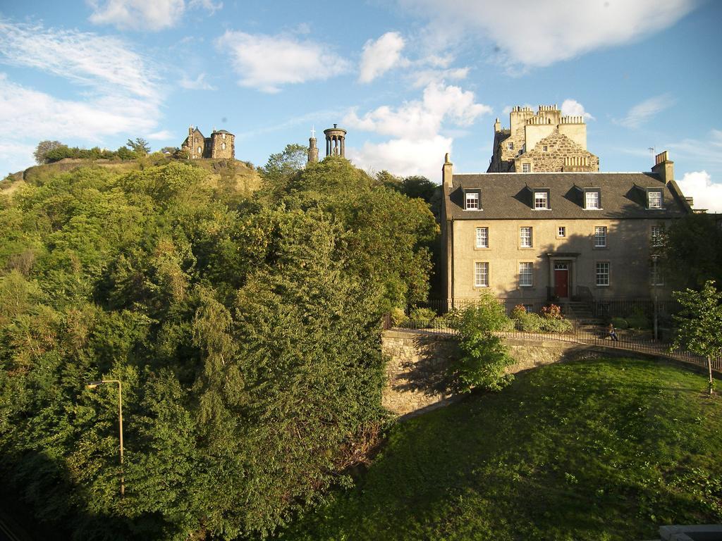 Central Calton Hill What A View Edimburgo Habitación foto